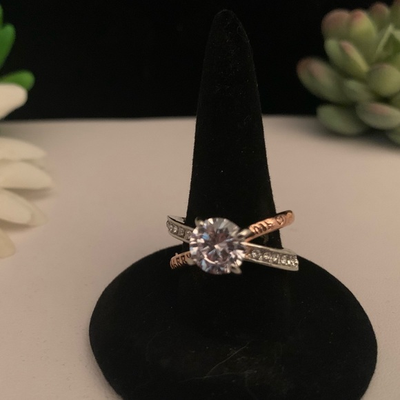 Engraved “Marry Me” Engagement Ring - Picture 7 of 7